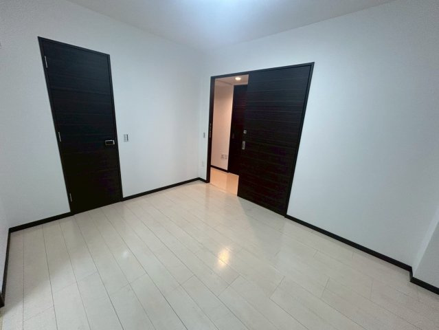 クレッセント新宿柏木の洋室|当社施工例です♪