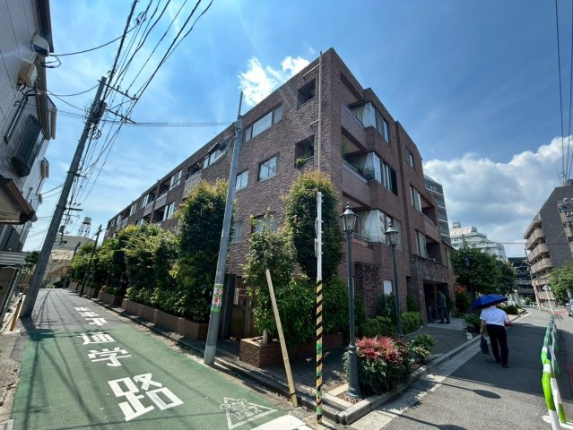 クレッセント新宿柏木