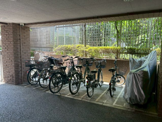 クレッセント新宿柏木のその他