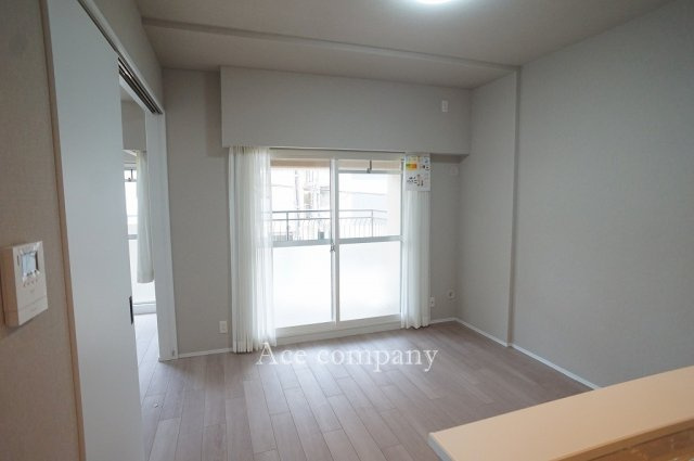 【居間・リビング】 | ドムール加美西公園 | 【LDK：約10.3帖】