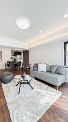 【居間・リビング】 | パレ駒場 | ゆったりとしたリビングです