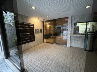 【エントランス】 | 清潔なエントランスです