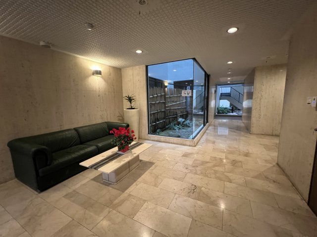 【ロビー】 | パレ駒場