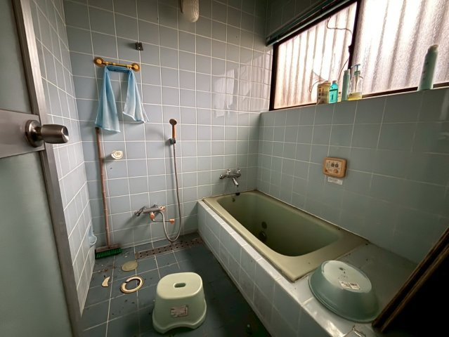 茂原市六ツ野　中古戸建の浴室