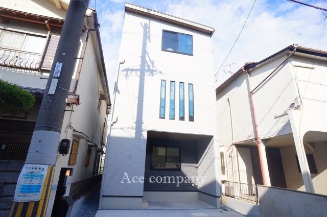 【外観】 | 八尾市曙町2丁目 | 【新築完成済み☆】ローン返済目安：月々約85952円（頭金0円、変動金利0.875％、返済期間40年、ボーナス払い無しで試算しています）