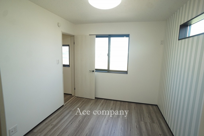 【子供部屋】 | 八尾市曙町2丁目 | 【3階：洋室5.3帖】