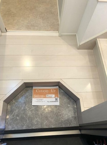 ハーモニーテラス亀有の玄関