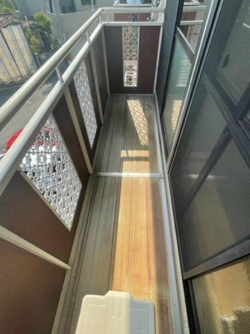 エコーハイツB棟のバルコニー