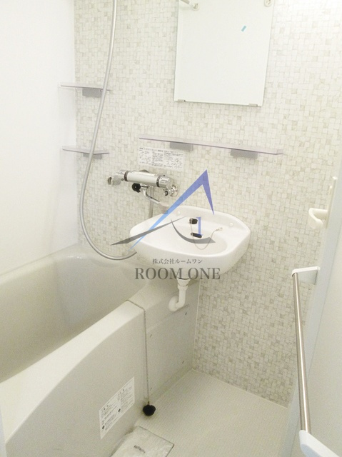 ラフィネ芦花公園Aの浴室|お風呂です。