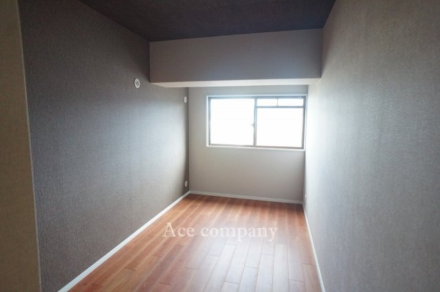 【寝室】の画像