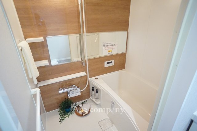 【浴室】 | ファミールハイツ八尾B棟 | ユニットバス新調☆高温差し湯機能付き、浴室乾燥機完備です☆