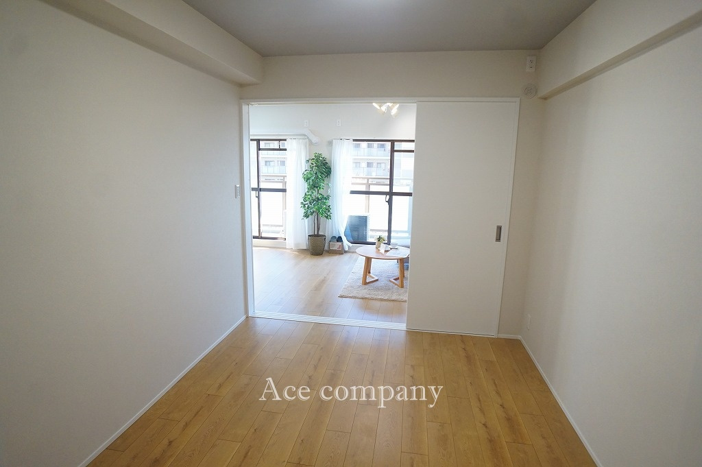 【寝室】の画像