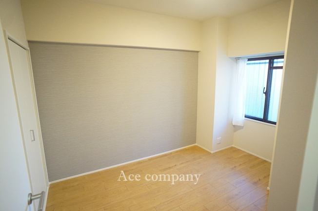 【子供部屋】 | ファミールハイツ八尾B棟 | 【洋室①：約5.3帖】