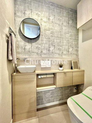 【内装】 | シティタワーズ豊洲ザ・シンボル | 【ウォシュレット】清潔に使いたいお手洗いには最適な設備です。もちろんウォームレットも標準装備です。