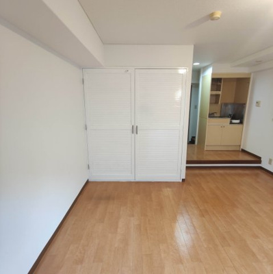 【収納】 | ラブリハイツ伊勢佐木町 | 2段式の収納スペース