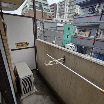 【バルコニー】 | ラブリハイツ伊勢佐木町 | ハンガーアーム付き