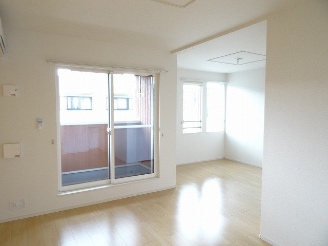 ボヌールＢの居間・リビング