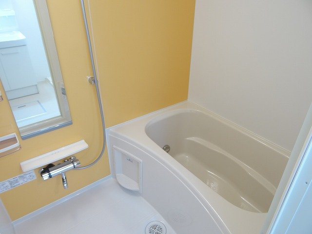 ボヌールＢの浴室