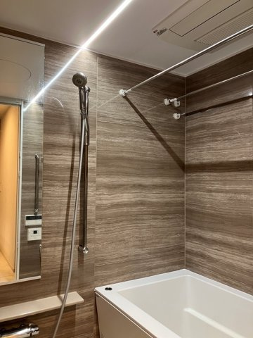 ガーラ・レジデンス三鷹シャインパークスの浴室