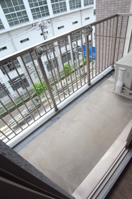【バルコニー】 | アンダーフォレスト