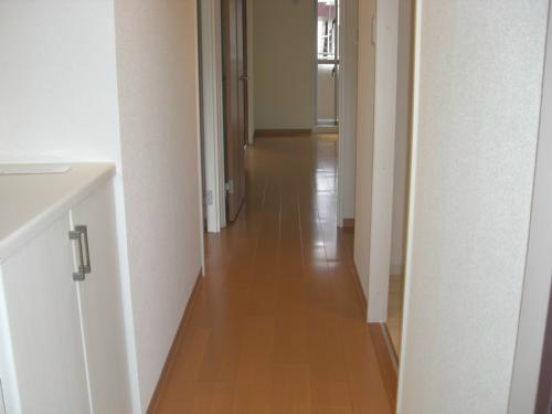 ヴィラージュ砂口の玄関