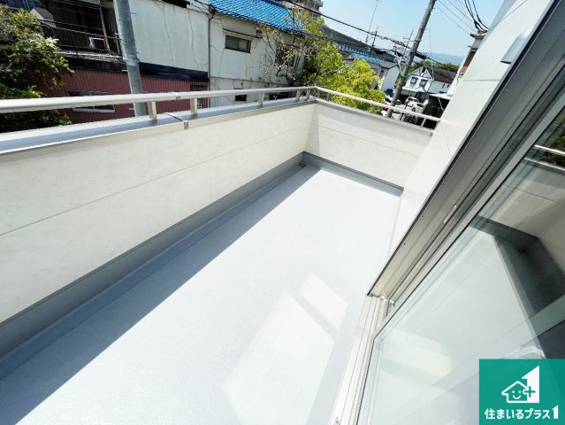 尼崎市常松　第3期　新築一戸建てのバルコニー|日当たりのよいバルコニー！お部屋が開放的に！