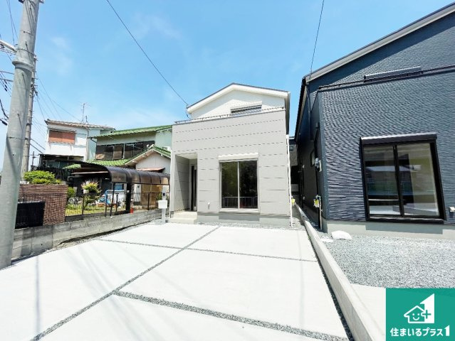 尼崎市常松　第3期　新築一戸建ての外観|お客様に長く安心して住んでいだだける事にこだわった家づくり！住んでからのアフターサービスにもしっかりと取り組んでいます！