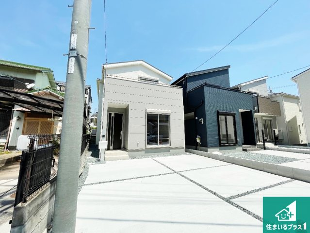 尼崎市常松　第3期　新築一戸建ての外観|安心の10年保証！外観を美しく保ち、雨水で汚れを落とします！気になることがありましたら、お気軽にお問い合わせください！