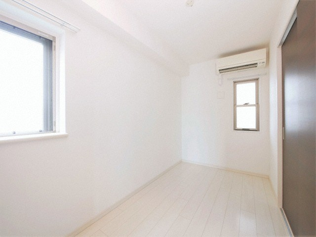 レジディア新大阪の収納|納戸