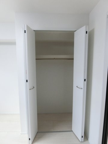 スカイコートソレア新丸子の収納|他のお部屋の参考写真となります。