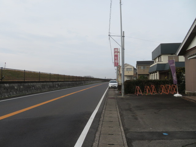 三郷市番匠免１丁目の倉庫