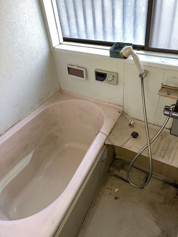 福田戸建の浴室