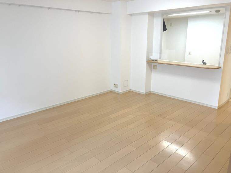 東京サーハウスセンターポートの居間・リビング