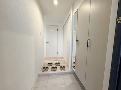 【玄関】 | ジャルダン雲雀丘花屋敷