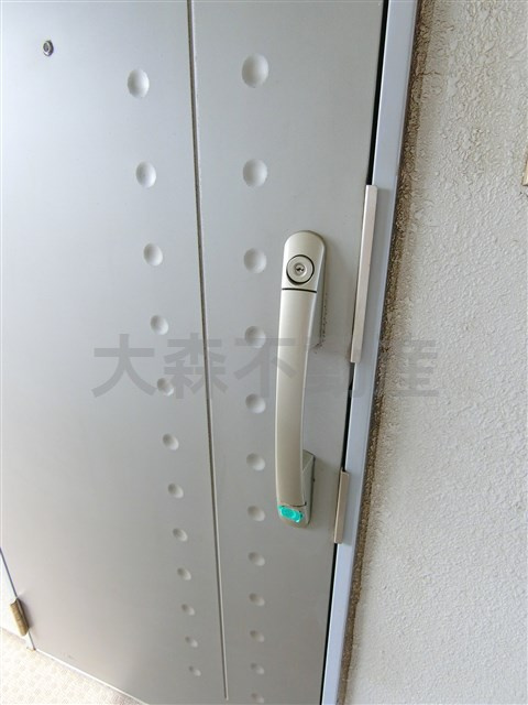 リヴァージュ大森の玄関|上下ダブルロック