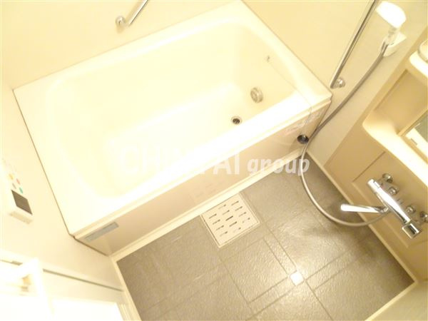 アボリアスコート笹塚イーストの浴室