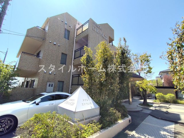 メゾンエトランゼの外観