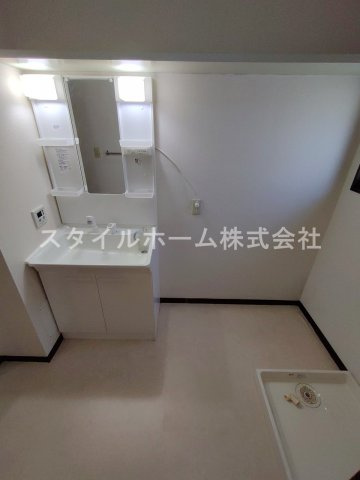 メゾンエトランゼの洗面所