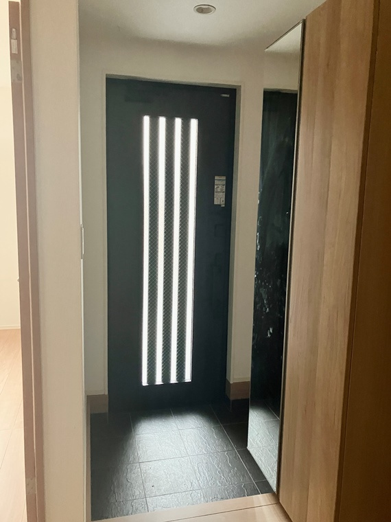 浅草橋戸建の玄関