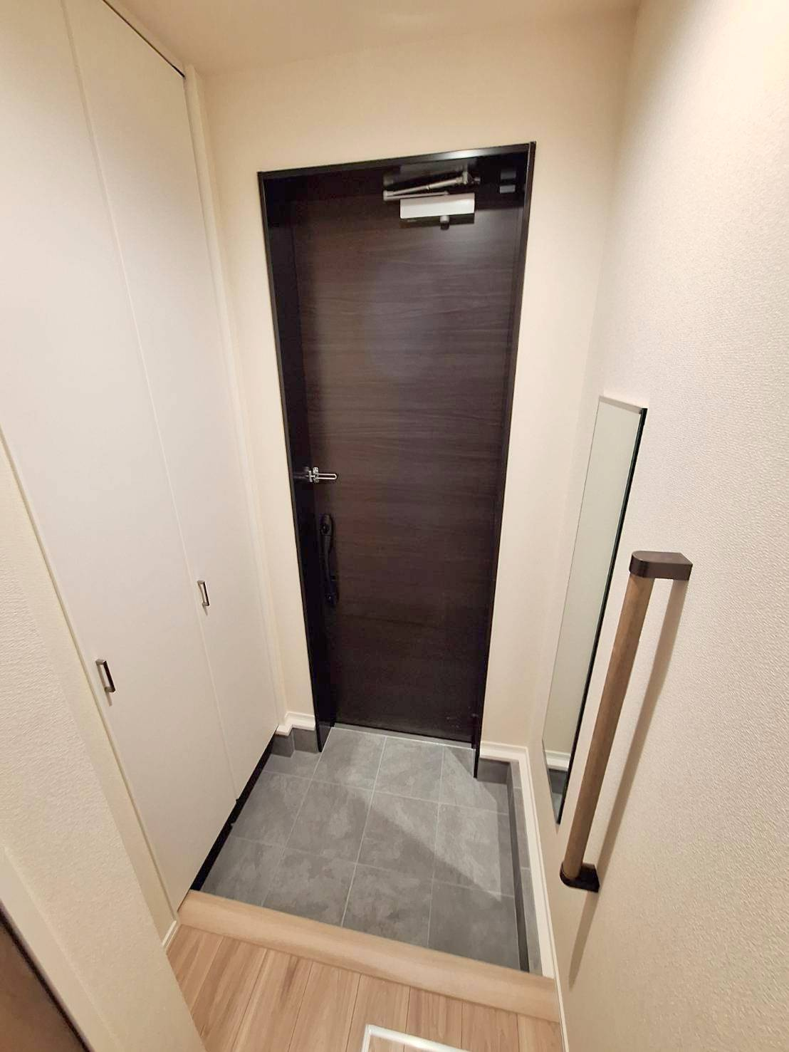 ウェリナ自由が丘の玄関