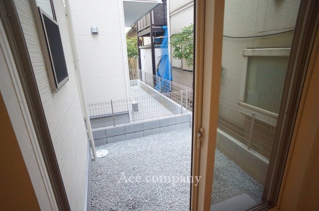 【庭】 | 東大阪市鴻池町1丁目　【1号棟/全2棟】 | 1階、南ガーデニングスペースあります☆