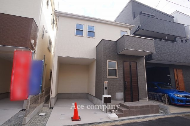【外観】 | 東大阪市鴻池町1丁目　【1号棟/全2棟】 | 【1号棟☆2階建て、新築完成済み☆】ローン返済目安：月々約95831円（頭金0円、変動金利0.875％、返済期間40年、ボーナス払い無しで試算しています）
