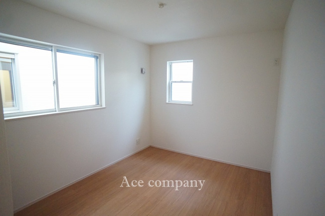 【子供部屋】 | 東大阪市鴻池町1丁目　【1号棟/全2棟】 | 【2階：洋室6.5帖】