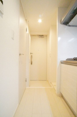 【玄関】 | リブリEbina山手(リブリエビナヤマテ)