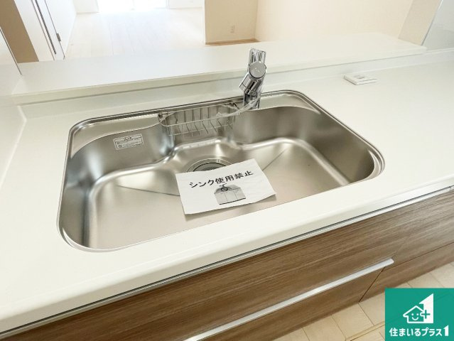 尼崎市常松　第3期　新築一戸建ての設備|洗い物も楽にできる、広々シンク！