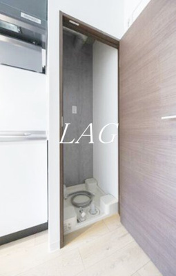 【設備】 | ＣＯＣＯＦＬＡＴ北千住Ｓｏｕｔｈ | 室内洗濯機置場です。