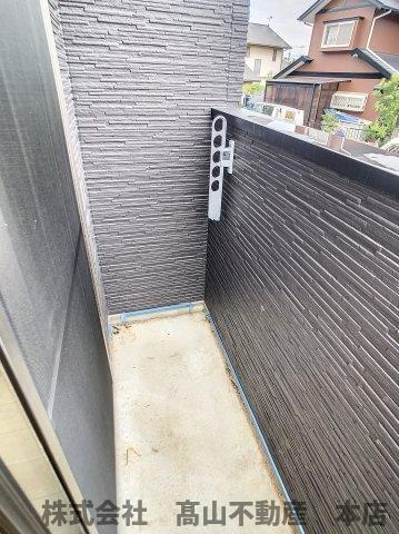 ソシオス赤間のバルコニー