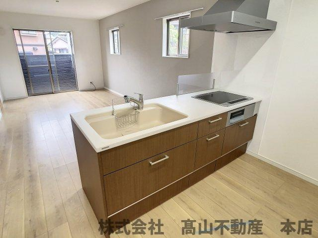 ソシオス赤間のキッチン