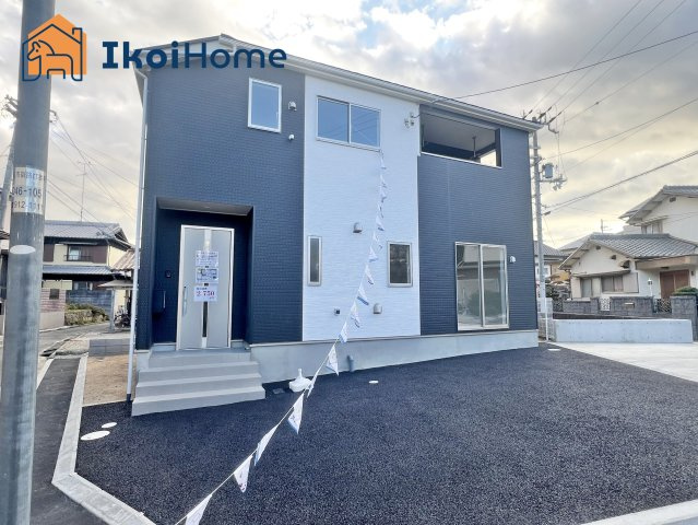 明石市二見町東二見第9　新築戸建　の駐車場|【ホームページに現地動画掲載中】●年中無休：当日予約可●車スペースゆとりの2台ございます！
