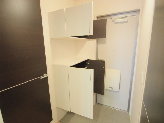 コーラルコートの玄関